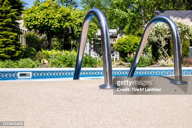 poolside - metal decking stock pictures, royalty-free photos & images