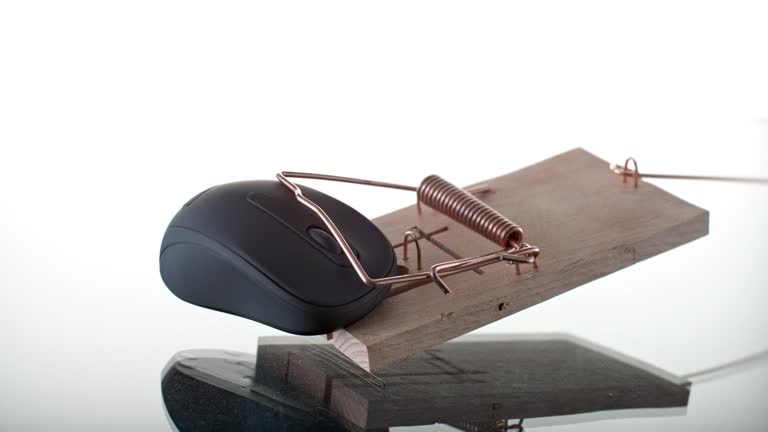 Computer Mouse Falling Mouse Black Background Videos and HD Footage - Getty Images