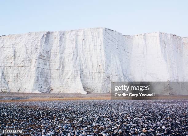 beachy head chalk cliffs - chalk rock stock pictures, royalty-free photos & images