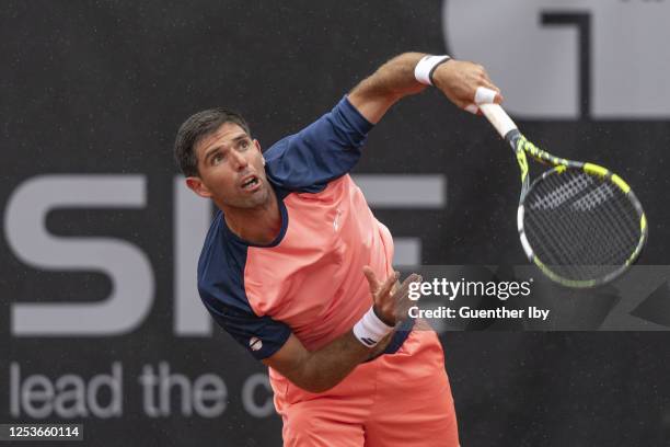 Federico Delbonis of Argentina plays a shot against Dominic Thiem of Austria during day 4 of the Danube Upper Austria Open 2023, part of the ATP...