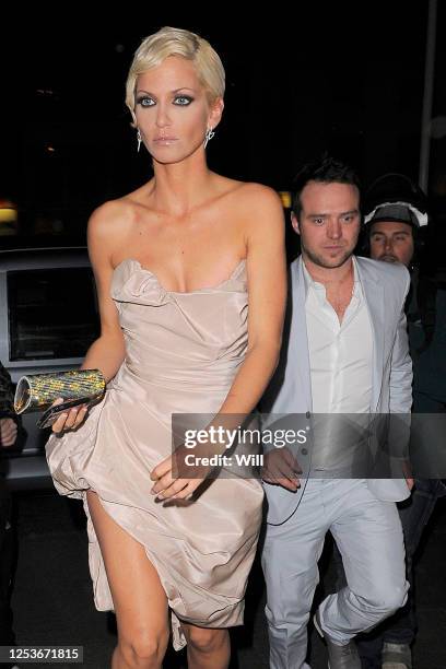 Sarah Harding and Tom Crane arriving back at their hotel on February 19, 2009 in London, England.