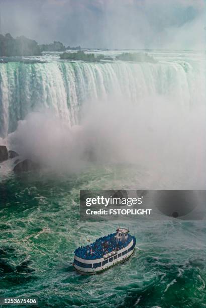 niagara waterfalls - niagara falls canada stock pictures, royalty-free photos & images