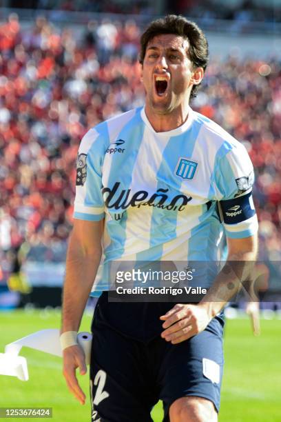 Diego Milito of Racing Club celebrates the first goal of his team during a match between Independiente and Racing Club as part of Torneo Transicion...
