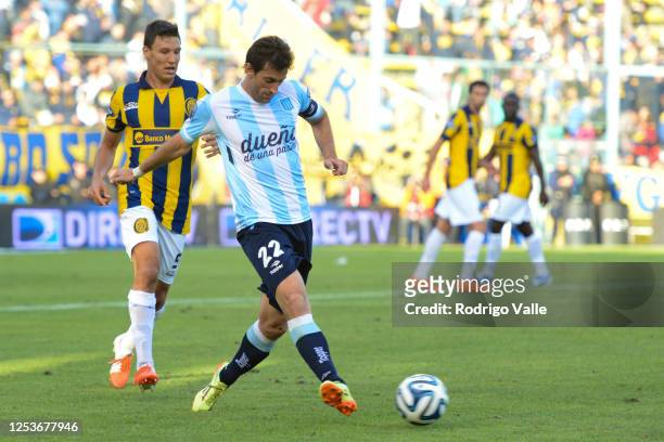 Diego Milito of Racing Club kicks the ball during a match between Rosario Central and Racing Club as part of Torneo Transicion 2014 at Gigante de...