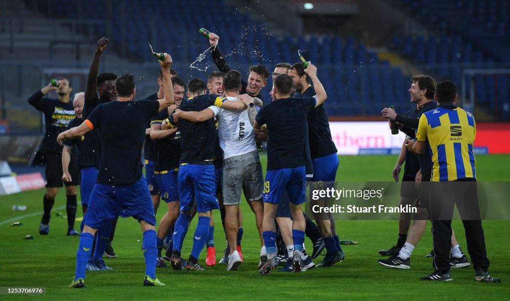 Eintracht Braunschweig v SV Waldhof Mannheim - 3. Liga