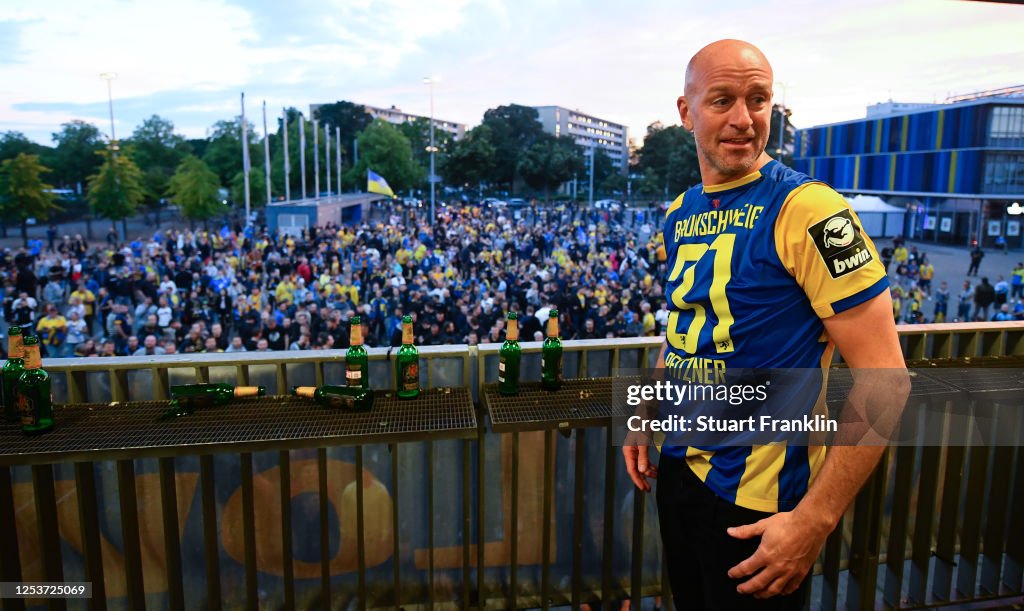 Eintracht Braunschweig v SV Waldhof Mannheim - 3. Liga