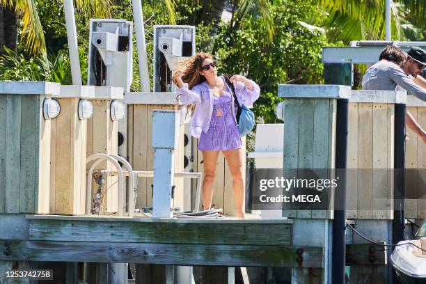 Shakira Beach Photos and Premium High Res Pictures - Getty Images