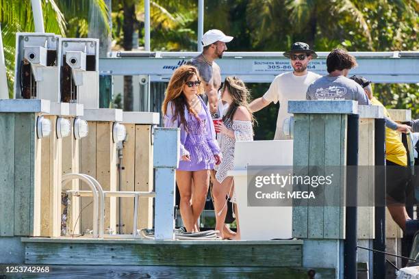 Shakira Beach Photos and Premium High Res Pictures - Getty Images
