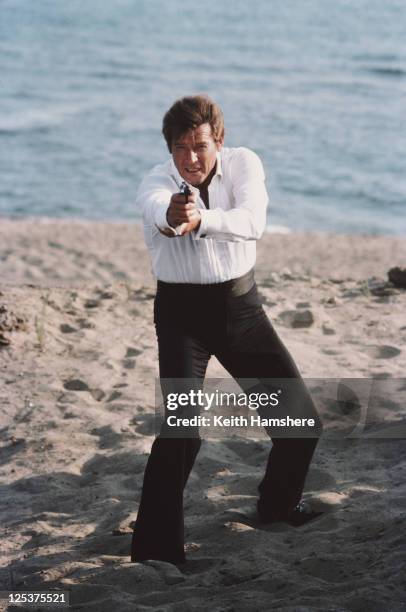 English actor Roger Moore stars as 007 in the James Bond film 'For Your Eyes Only', February 1981.