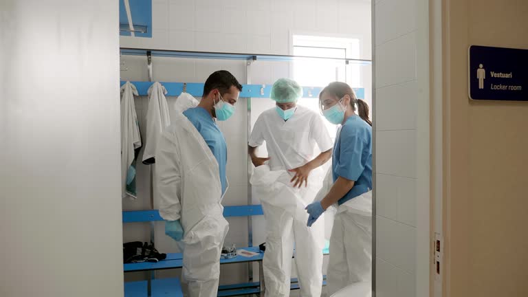 Doctor Off Work Group Doctors Nurses Videos and HD Footage - Getty Images