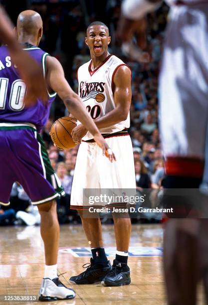 Eric Snow of the Philadelphia 76ers calls a play against the Milwaukee Bucks in Game one of the 2001 Eastern Conference Finals on May 22, 2001 at the...