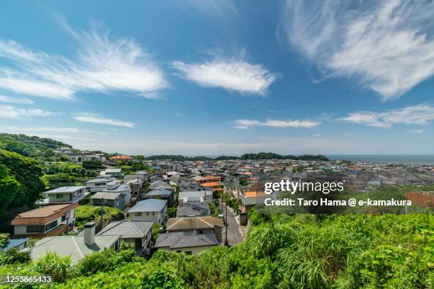 residential district by the sea in kanagawa prefecture of japan - tokai region stock-fotos und bilder