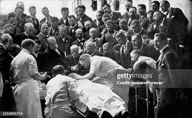 ilustraciones, imágenes clip art, dibujos animados e iconos de stock de clase médica en parís, francia - siglo xix - estilo siglo xix