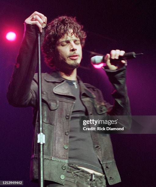 Chris Cornell performs at The Tabernacle in Atlanta Georgia, November 11, 1999 (Photo by Rick Diamond/Getty Images