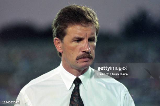 Head coach Stuart Baxter of Sanfrecce Hiroshima is seen during the J.League Nicos Series match between JEF United Ichihara and Sanfrecce Hiroshima at...