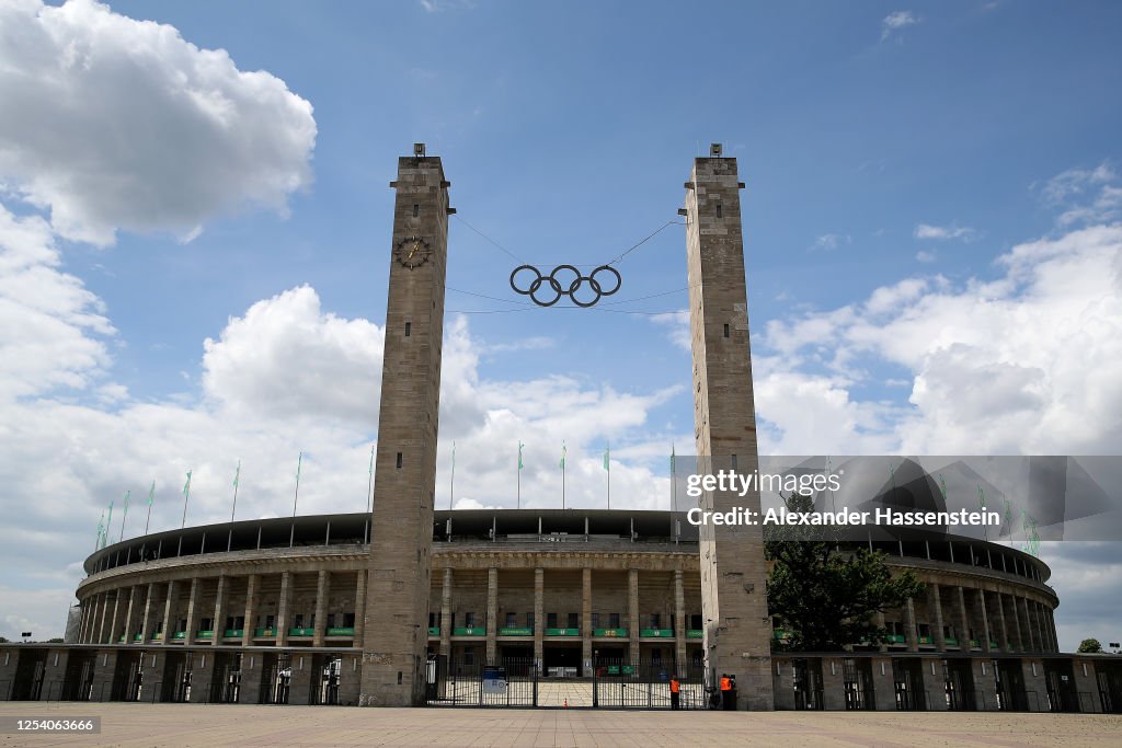 DFB Cup Final 2020 - Training & Press Conference