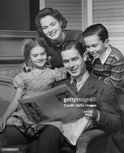 family news - 1940's stock pictures, royalty-free photos & images