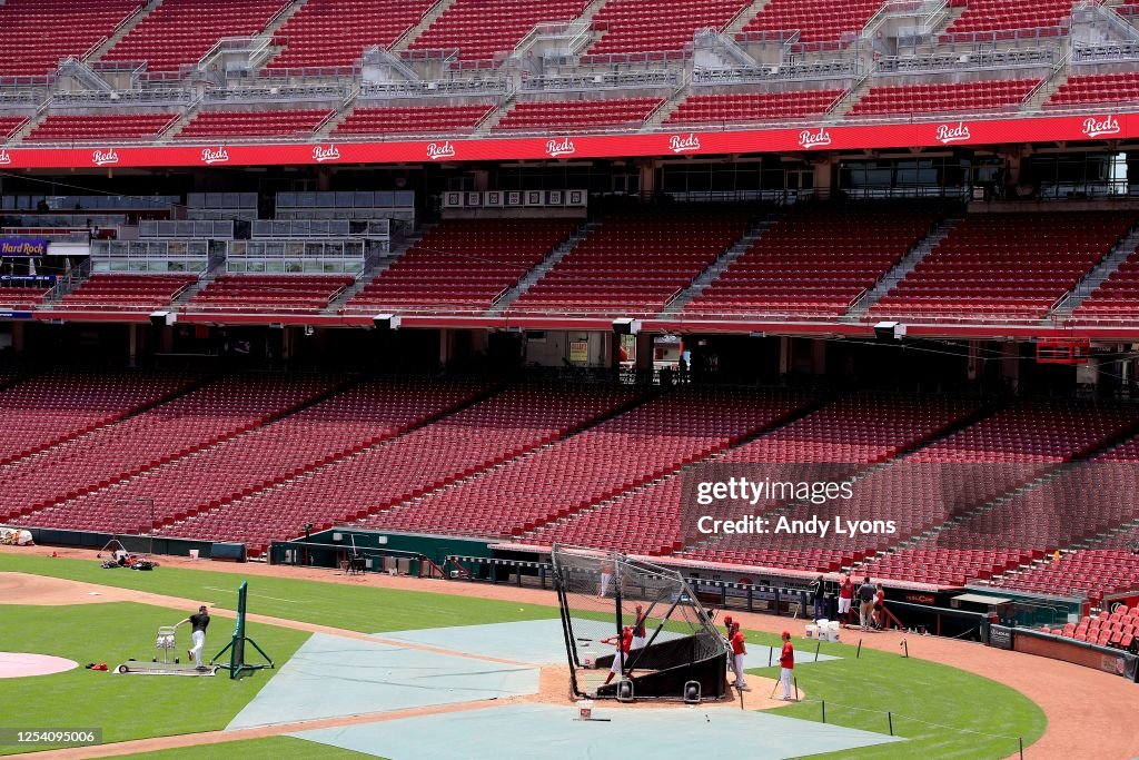 Cincinnati Reds Practice The Cincinnati Reds take batting practice during player summer... News ...