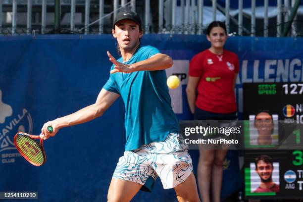 Ionel 37 David Ionel Stock Photos, High-Res Pictures, and Images - Getty Images