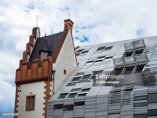 fuksas-haus in mainz. - mainz germany stock pictures, royalty-free photos & images