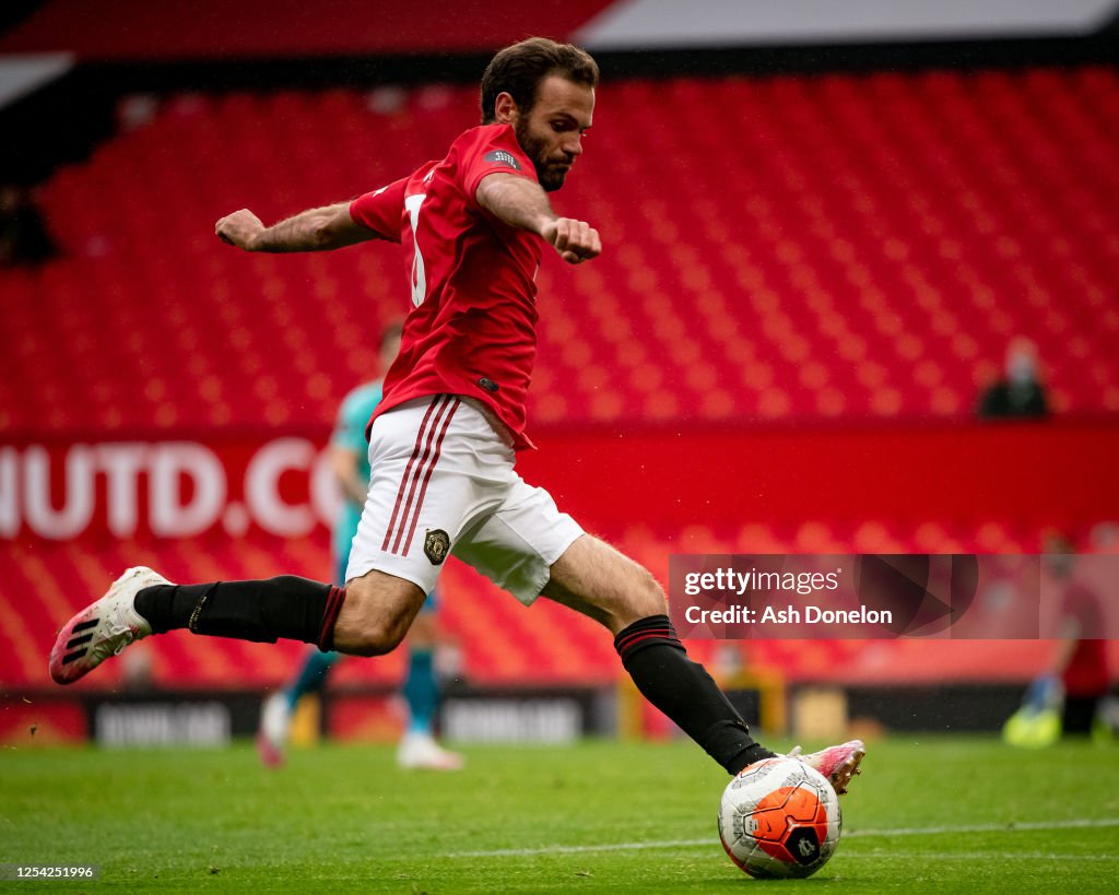 Manchester United v AFC Bournemouth - Premier League