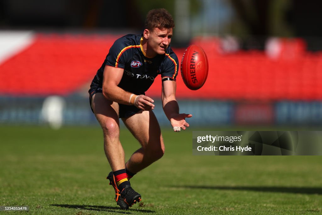 AFL Rd 5 - Adelaide v Fremantle