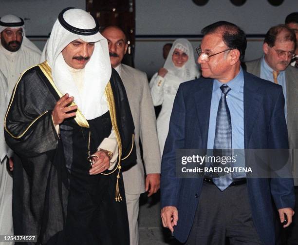 Ali Rie 593 Kuwait Kuwait Oil Company Stock Photos, High-Res Pictures, and ...