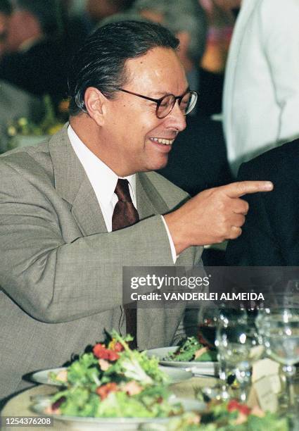 Brazil's minister of finance, Pedro Malan, smiles during a luncheon in Rio de Janeiro, Brazil, 08 October 1999. El ministro de finanzas de Brasil,...