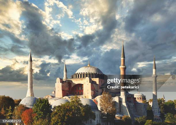 hagia sophia in istanbul, türkei - sultan ahmad moschee stock-fotos und bilder