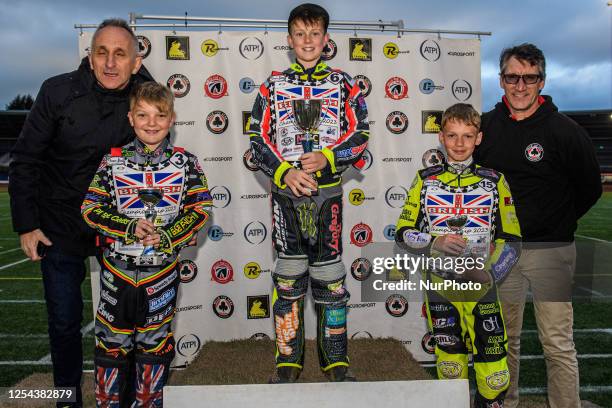 Archie Fletcher Photos and Premium High Res Pictures - Getty Images