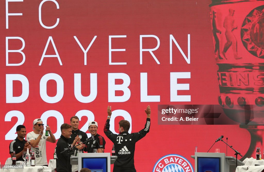 FC Bayern Muenchen Town Hall Reception