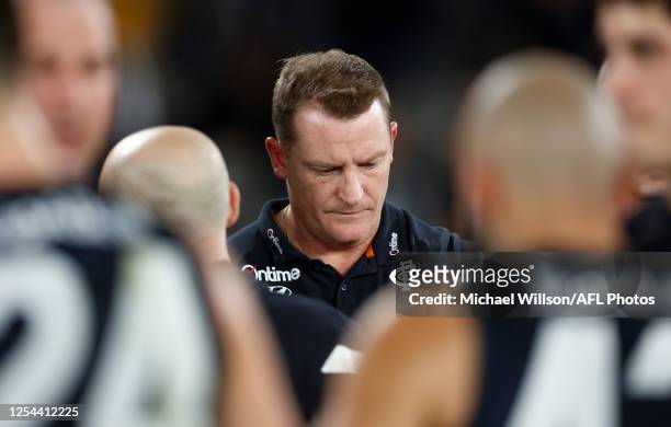 Michael Voss, Senior Coach of the Blues looks on during the 2023 AFL Round 09 match between the Carlton Blues and the Western Bulldogs at Marvel...