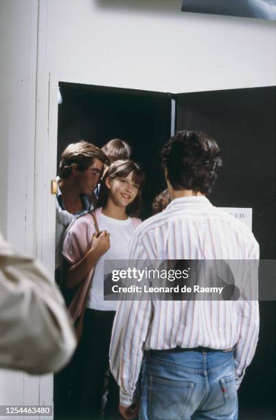 Portrait de Sophie Marceau lors du tournage du film de Claude Pinoteau " La Boum 2 "