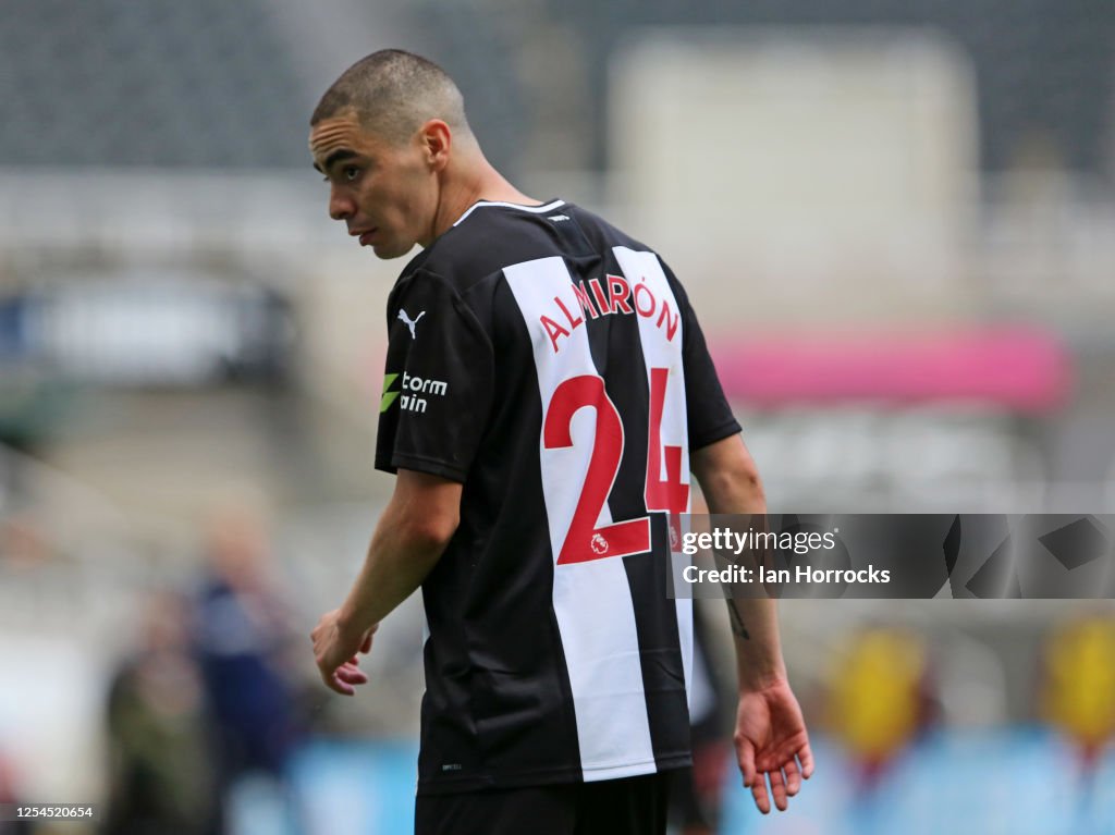 Newcastle United v West Ham United - Premier League