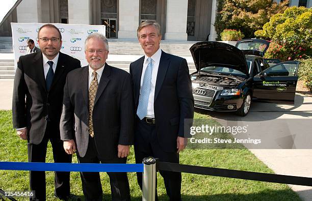 18 Ron Gogan Stock Photos, High-Res Pictures, and Images - Getty Images