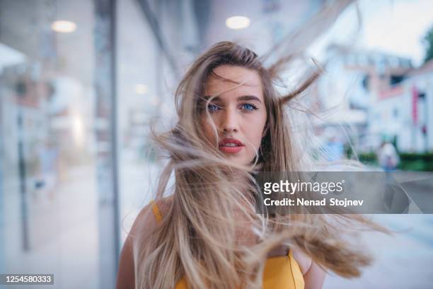 125 Human Hair Blond Hair Wind Fashion Model Photos and Premium High Res  Pictures - Getty Images