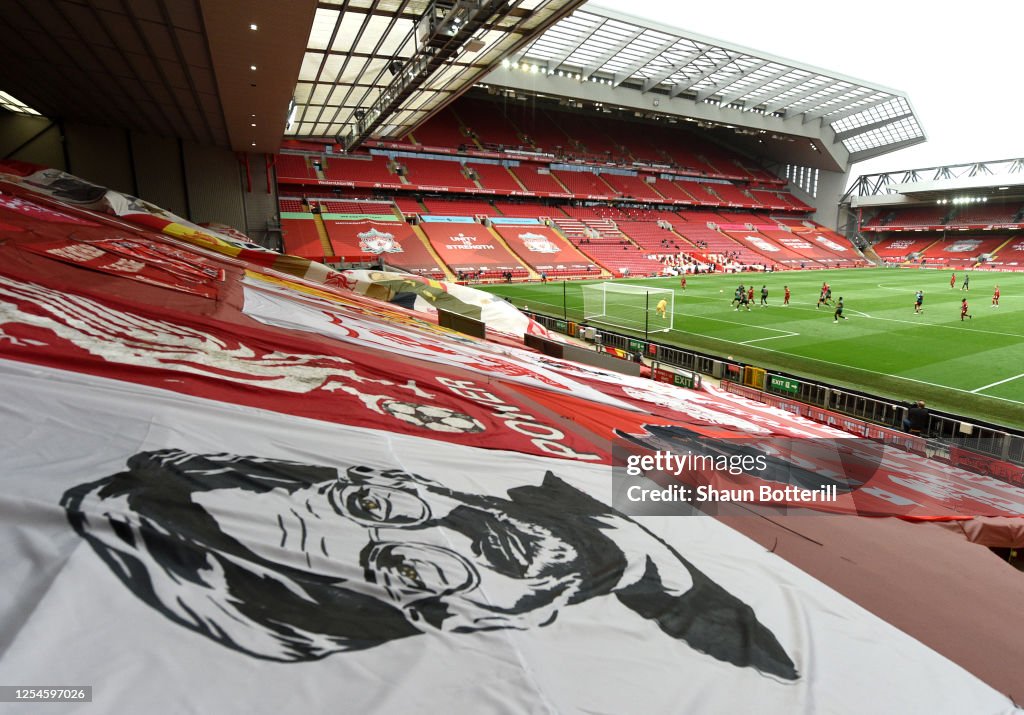 Liverpool FC v Aston Villa - Premier League