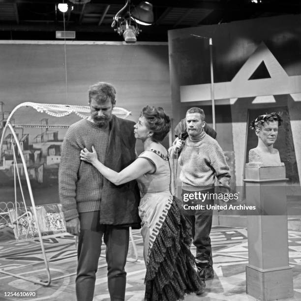 Penelope oder Die Lorbeermaske, Fernsehspiel, Deutschland 1958, Regie: Harry Meyen, Darsteller: Heinz Reincke, Inge Meysel, Max Eckard.