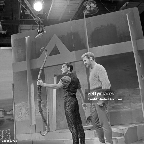 Penelope oder Die Lorbeermaske, Fernsehspiel, Deutschland 1958, Regie: Harry Meyen, Darsteller: Michael Verhoeven , Max Eckard.