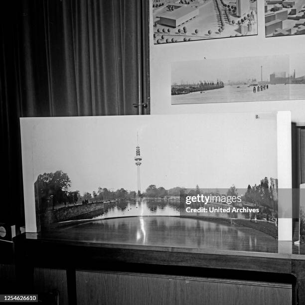 Fotomontage bei der Ideenfindung zur Planung zum Bau des Fernmeldeturms in Hamburg, Deutschland 1960er Jahre.