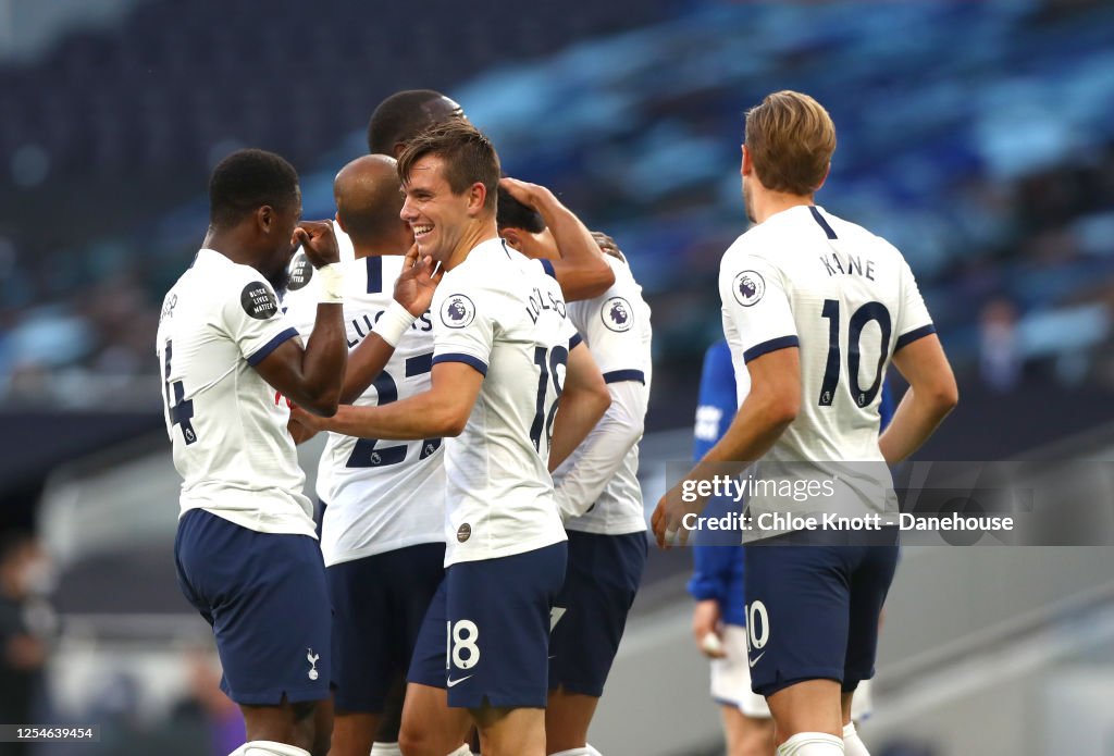 Tottenham Hotspur v Everton FC - Premier League