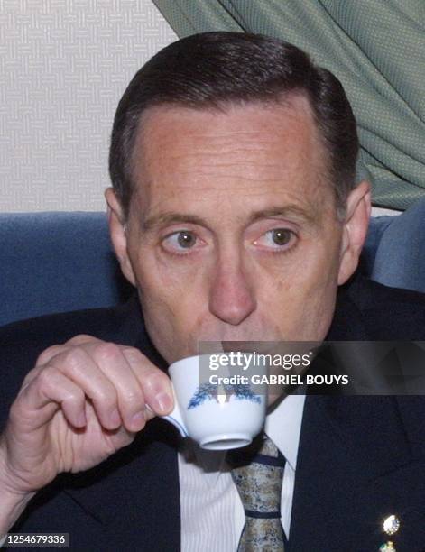 Argentine Foreign minister Adalberto Rodriguez Giavarini drinks a coffee in his hotel in Rome, 04 April 2001. Giavarini accompanies Argentine...