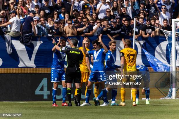 Dimitri Bisoli in action during the Serie B football match between Brescia Calcio and Pisa Sporting Club 1909 at Stadio Rigamonti in Brescia, Italy,...