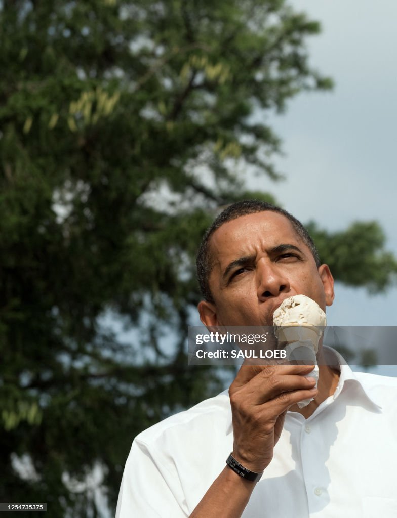 US-ELECTIONS-OBAMA-BIDEN