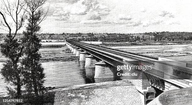 ilustraciones, imágenes clip art, dibujos animados e iconos de stock de el puente del canal de briare - loira