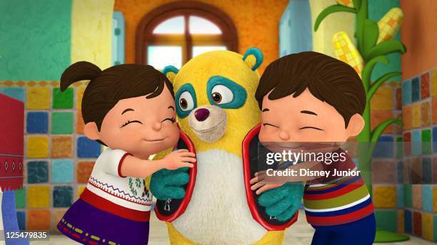 For Tamales With Love" - Oso teaches Carmen and her cousins how to make their abuela's famous tamales. Rita Moreno guest stars as Abuela. This...