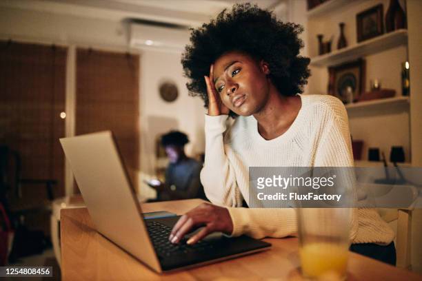 overworked freelancer  woman struggling with work - bored student stock pictures, royalty-free photos & images