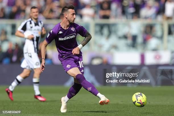 Gaetano Castrovilli of ACF Fiorentina in action during the Serie A match between ACF Fiorentina and Udinese Calcio at Stadio Artemio Franchi on May...