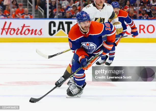 Derek Ryan of the Edmonton Oilers skates the puck in the second period against the Las Vegas Golden Knights in Game Six of the Second Round of the...