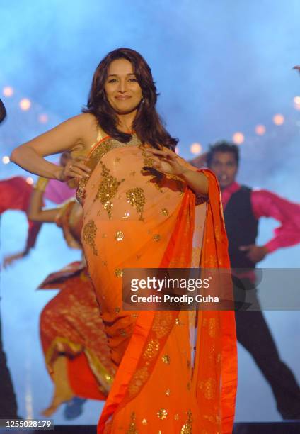 Madhuri Dixit perform at the TV reality show 'Voice of India' Grand Finale on November 24, 2007 in Mumbai, India.